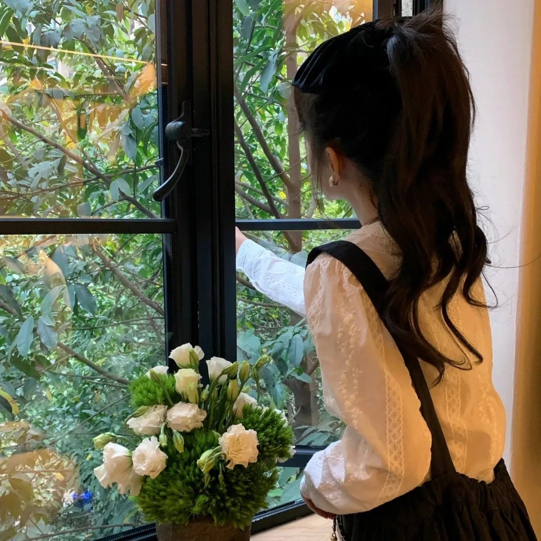 情迷芭塔雅封面